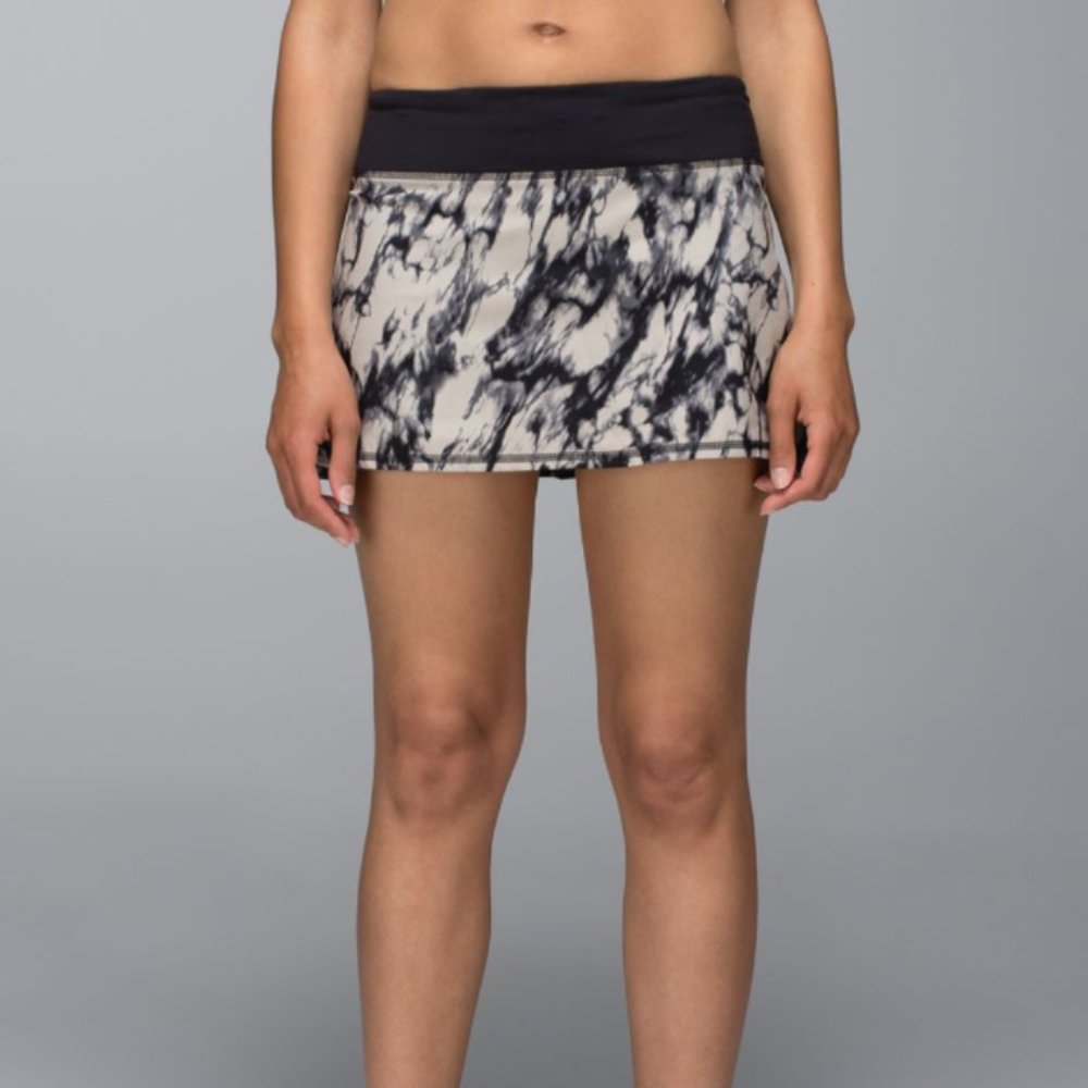 Lululemon Run: Pace Setter Skirt *2-way Stretch (Regular)